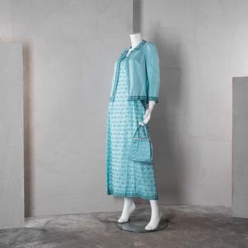 AFTONKLÄNNING MED JACKA SAMT AFTONVÄSKA, Märthaskolans Franska avdelning 1960-tal.