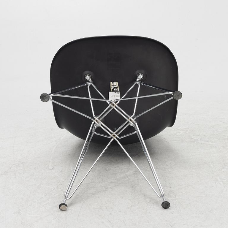 Charles & Ray Eames, a 'Plastic Chair DSR', Vitra, 2010.