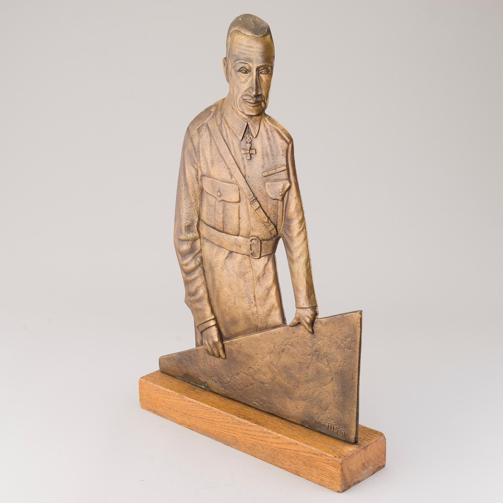 TEA HELENELUND-SUOMINEN, bronze, signed and dated -51.
