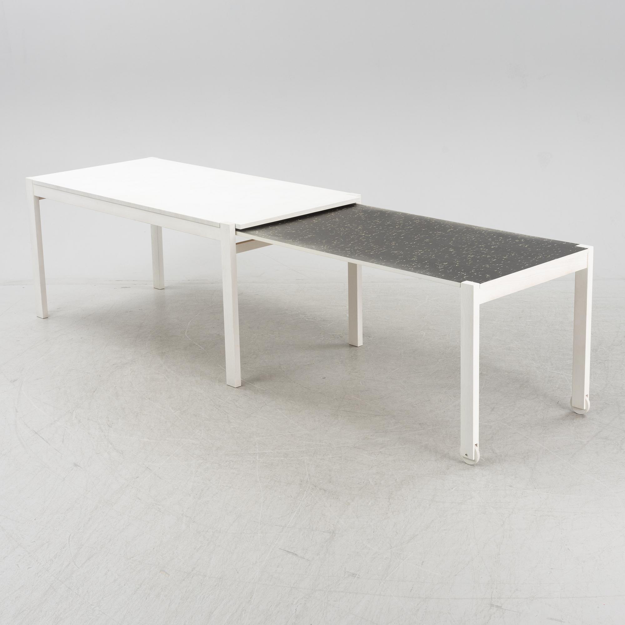 Kerstin Olby, a set of 6 'Lin' chairs and a 'No Limit' dining table, 21st Century.