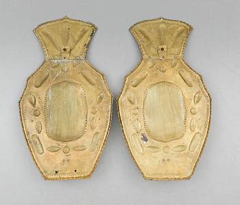 VÄGGLAMPETTER, 1 par, mässing, omkring år 1900.