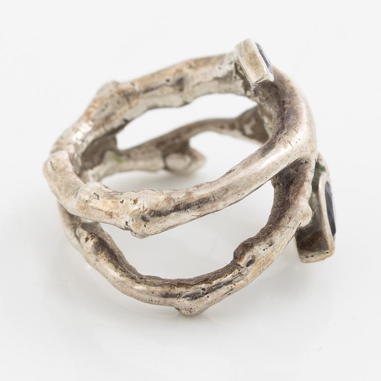 Sofia Björkman, collier, ring och örhängen i form av björkgrenar, silver. Ring med tanzaniter.