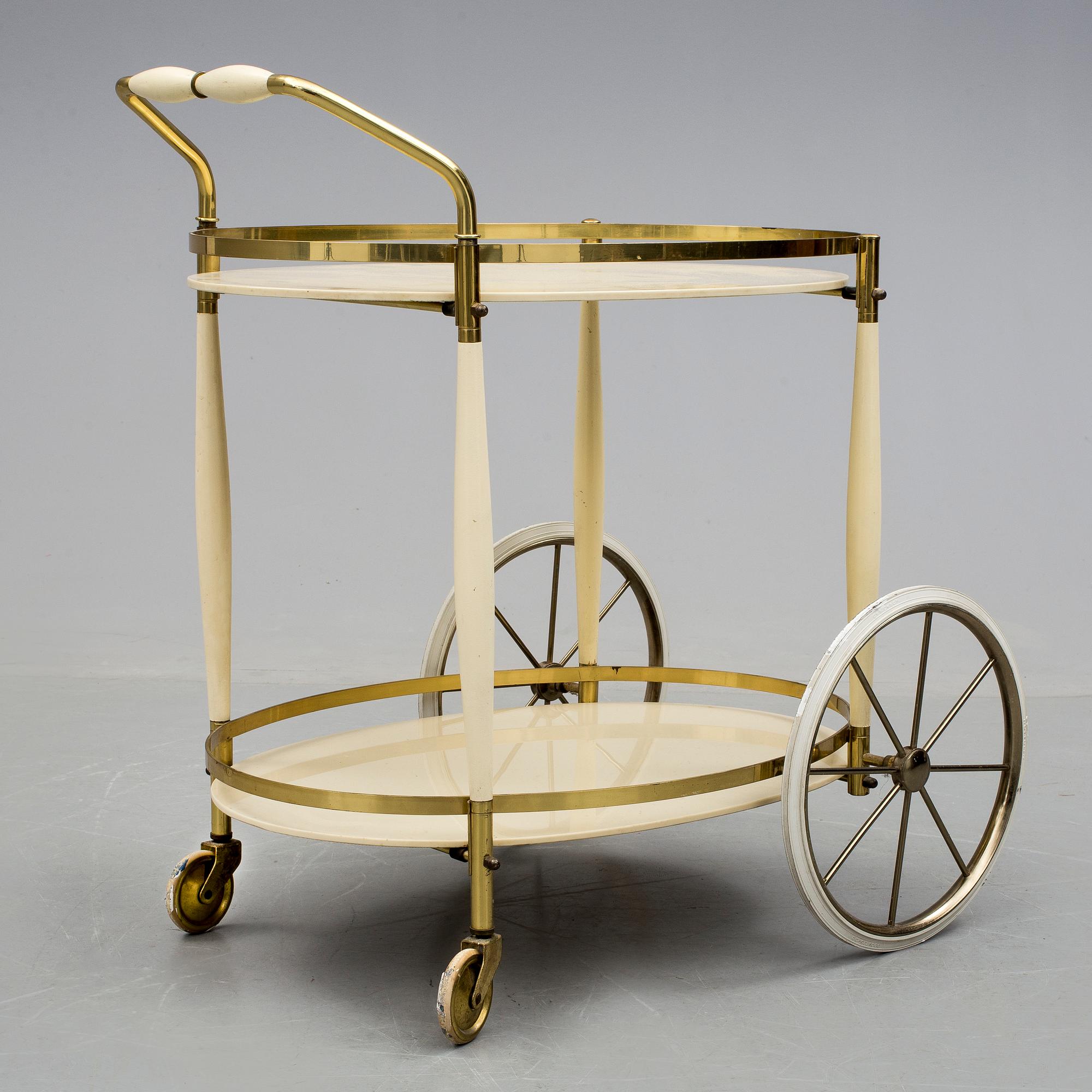 SERVERINGSVAGN, 1900-tal.