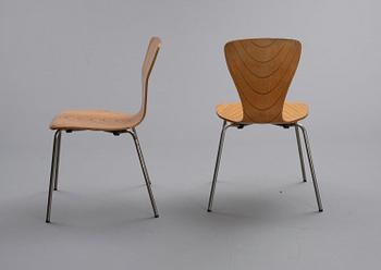 Tapio Wirkkala, A PAIR OF CHAIRS.