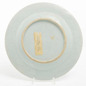 Tallrik, porslin, Kina, Qingdynastin, Qianlong (1736-95).