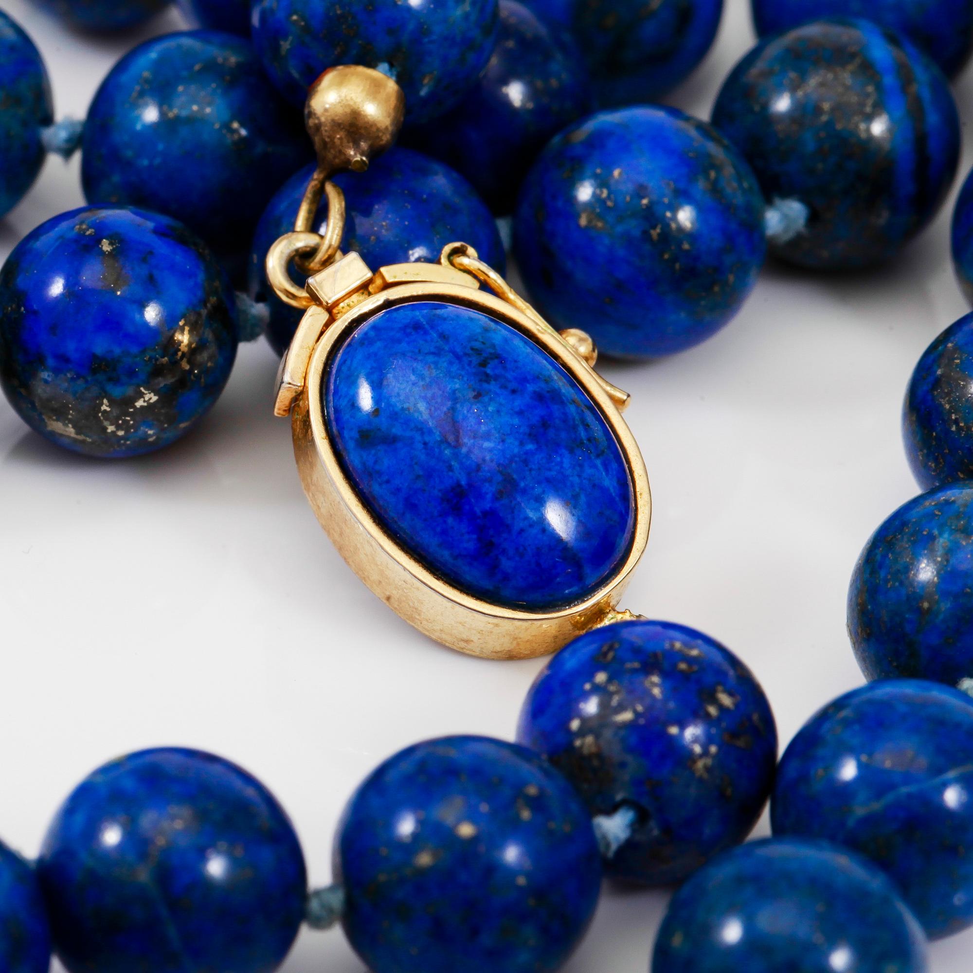 COLLIER, lapis lazuli.