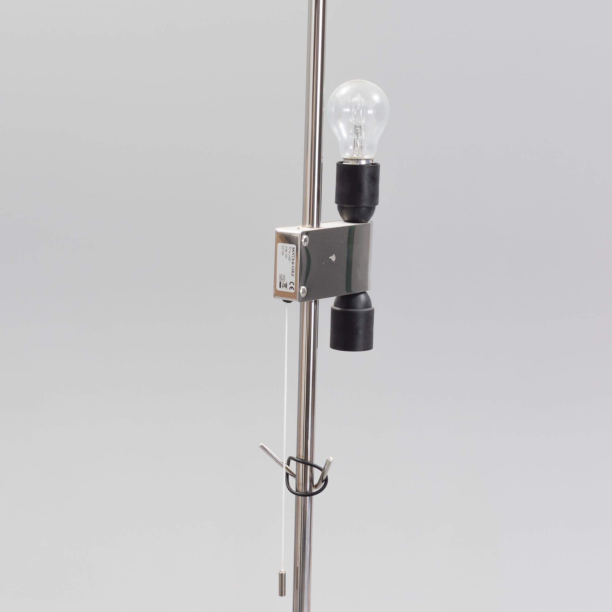 ARNE JACOBSEN, golvlampa "28710 Royal", för Louis Poulsen, Danmark, 1900-talets slut.