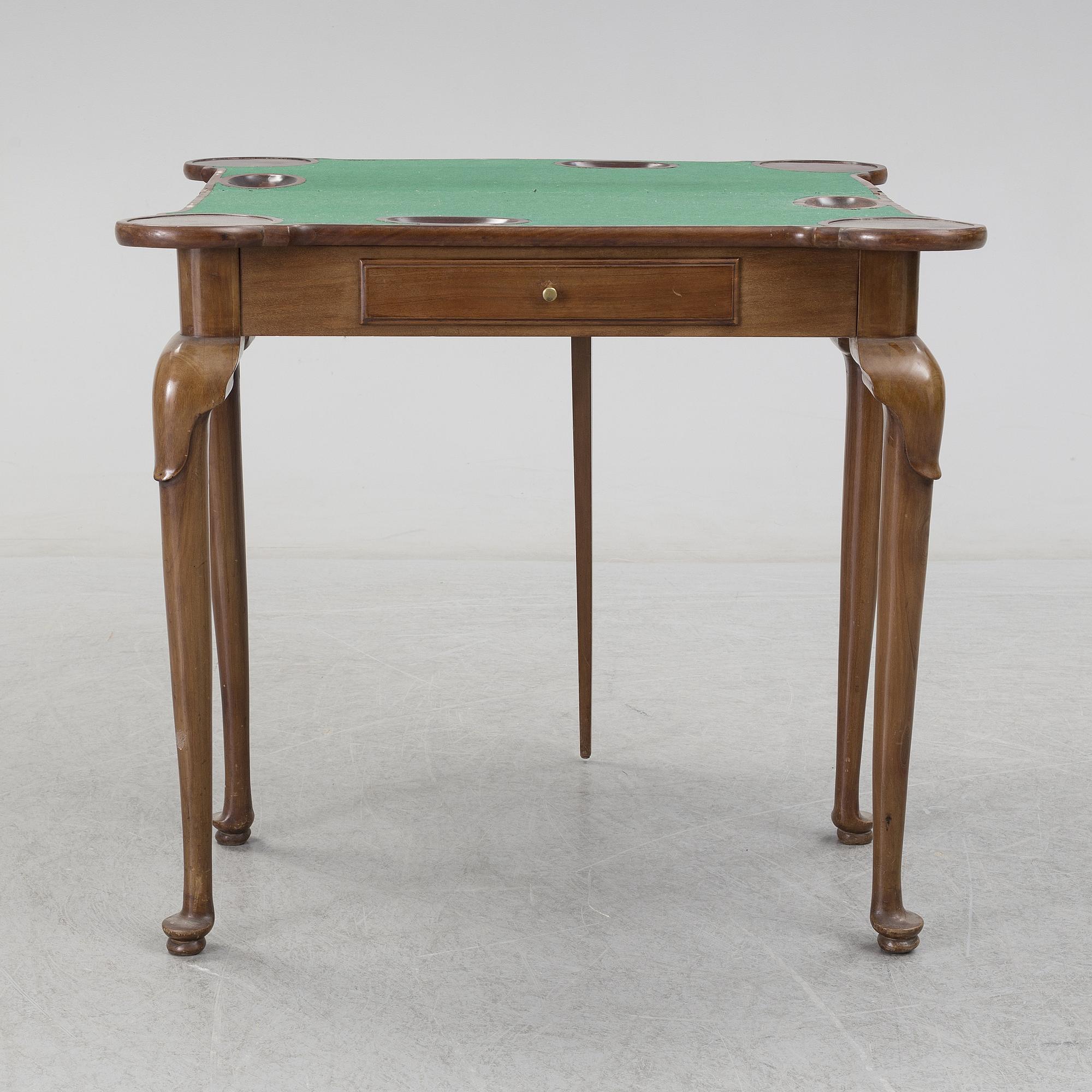 A mahogany games table, 18th Century.