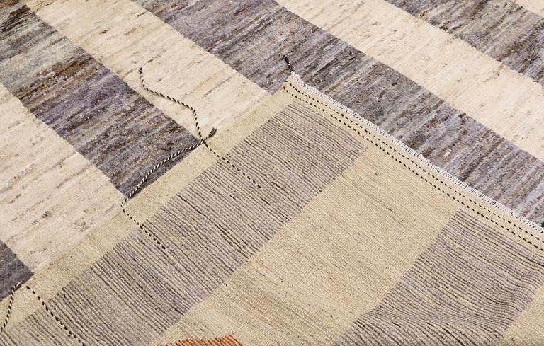 A rug, Morocco design, approx. 293 x 251 cm.