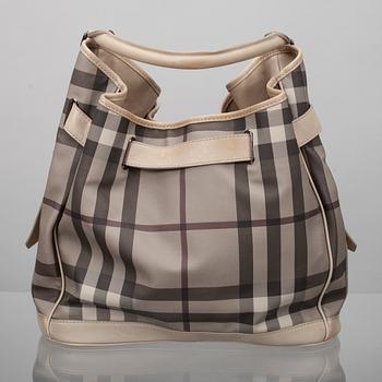 VÄSKA, Burberry.