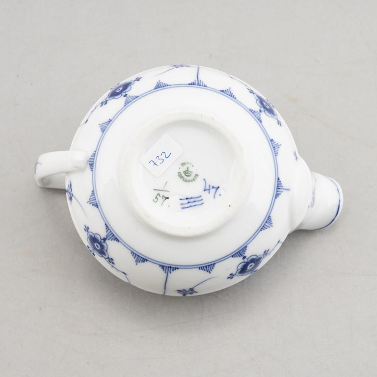 Såssnipa, porslin, Royal Copenhagen, "Musselmalet", modell 57, 1898-1923.