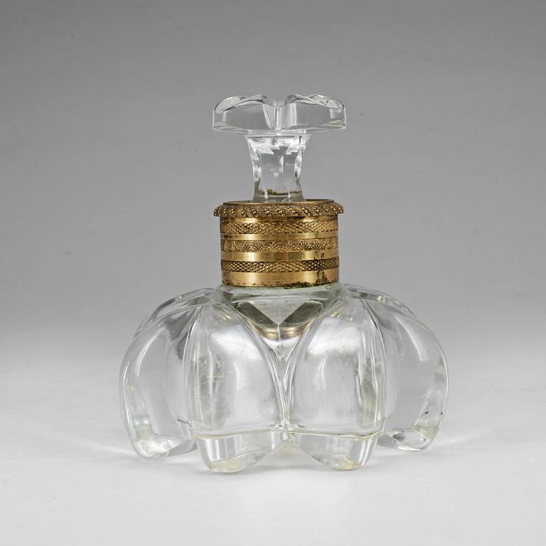 PARFYMFLAKONG, glas, empirestil, sent 1800-tal.