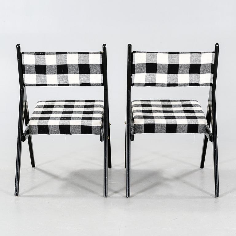 A pair of mid 20th century chairs.