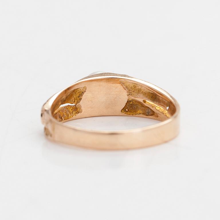 Björn Weckström, ring, "Lapplands vår", 14K guld och odlad pärla, Lapponia 1968.