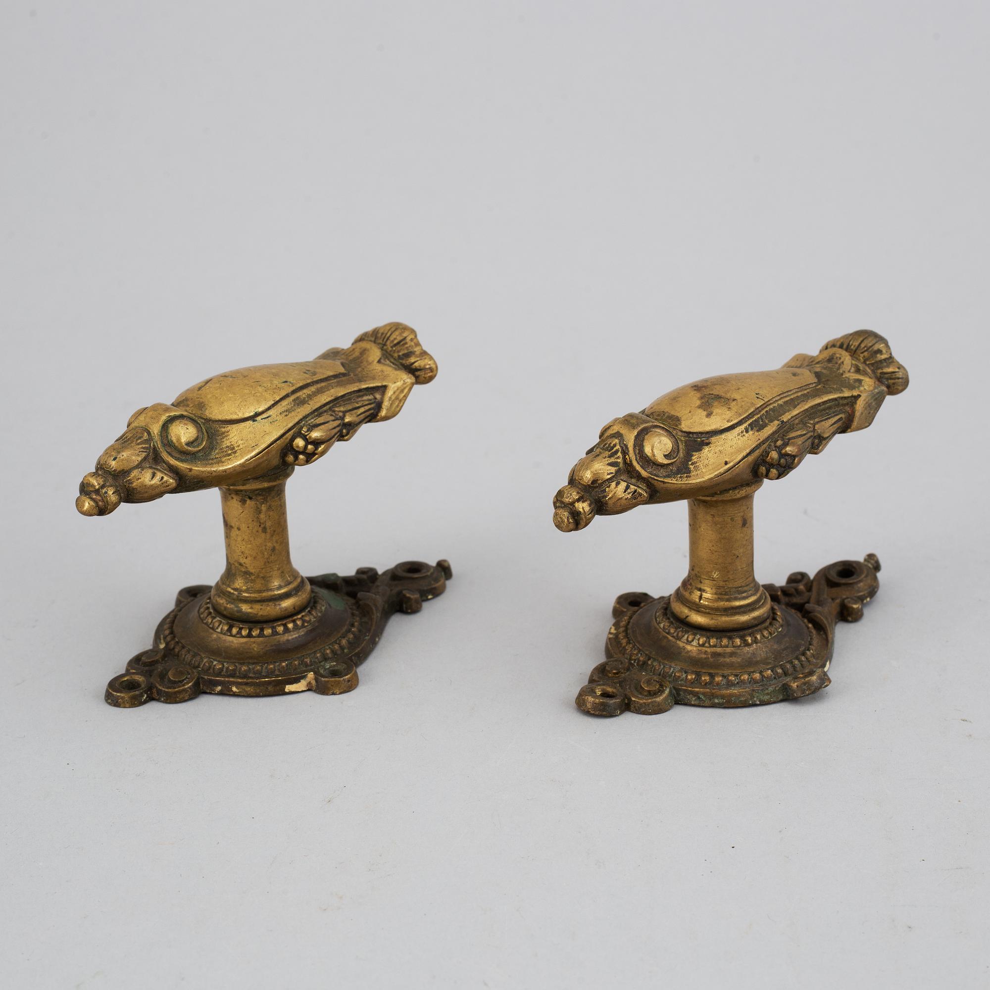 DÖRRHANDTAG, 7 st, brons, 1800-tal.