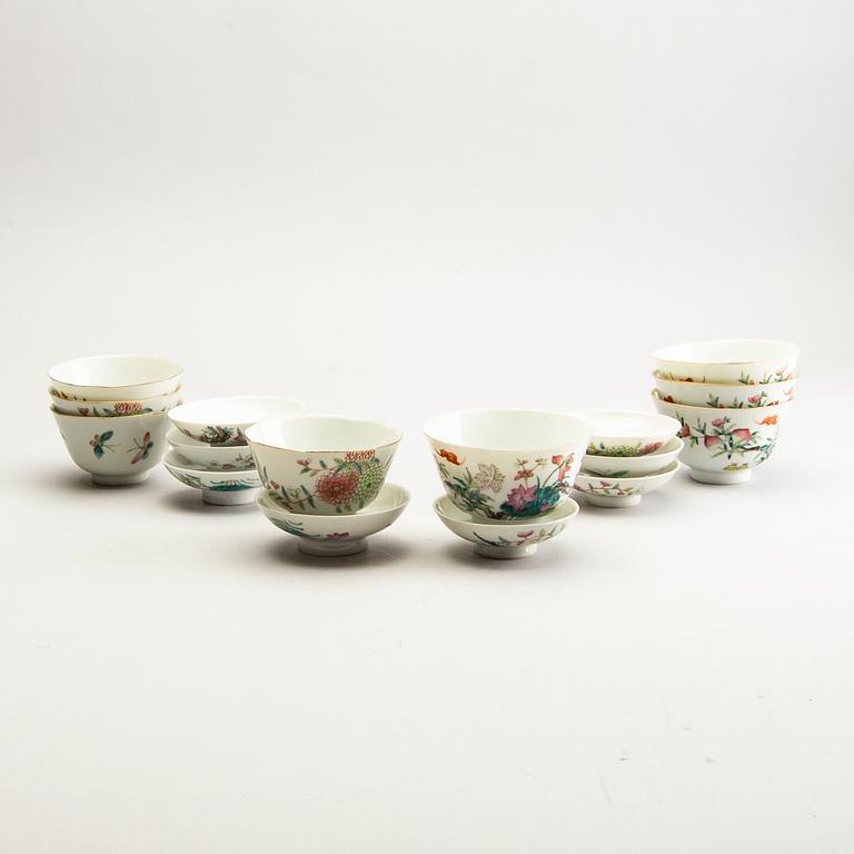 A group of eight (4+4) cups with covers, China, early 20th Century.