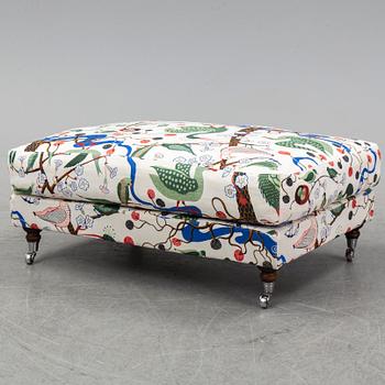 A foot stool from Norell Möbler.