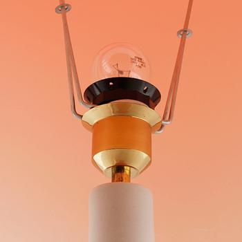 A stoneware table lamp by Gunvor Olin-Gröpnquist, Arabia, from the latter half of the 20th century.