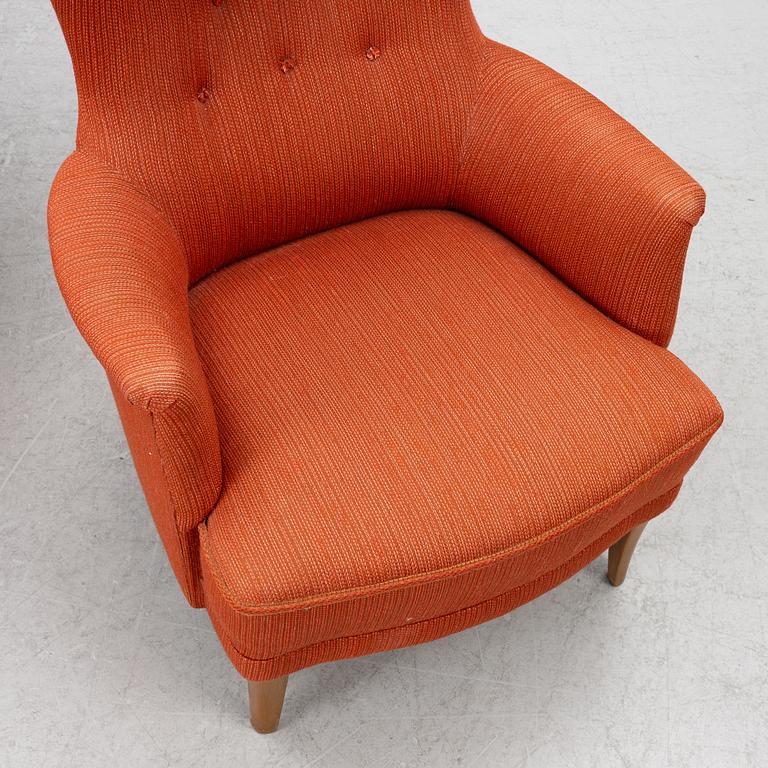 Carl Malmsten, a pair of "Farmor" armchairs, O.H.Sjögren, Sweden, later part of the 20th century.