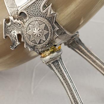 Guldsmedsaktiebolaget GAB, drinking horn with silver mounts and lid, Stockholm 1885.