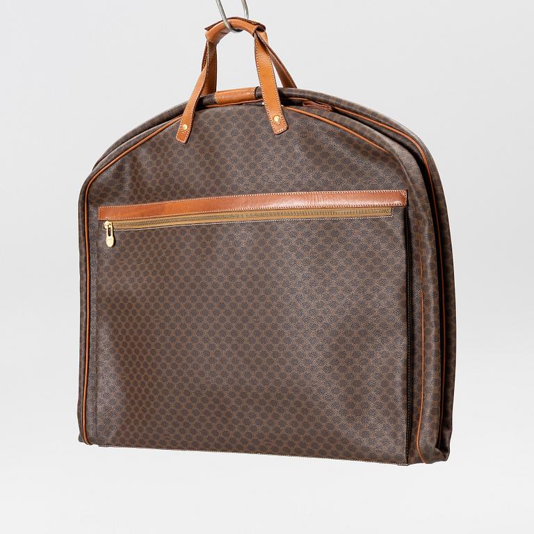 Céline, travel wardrobe.