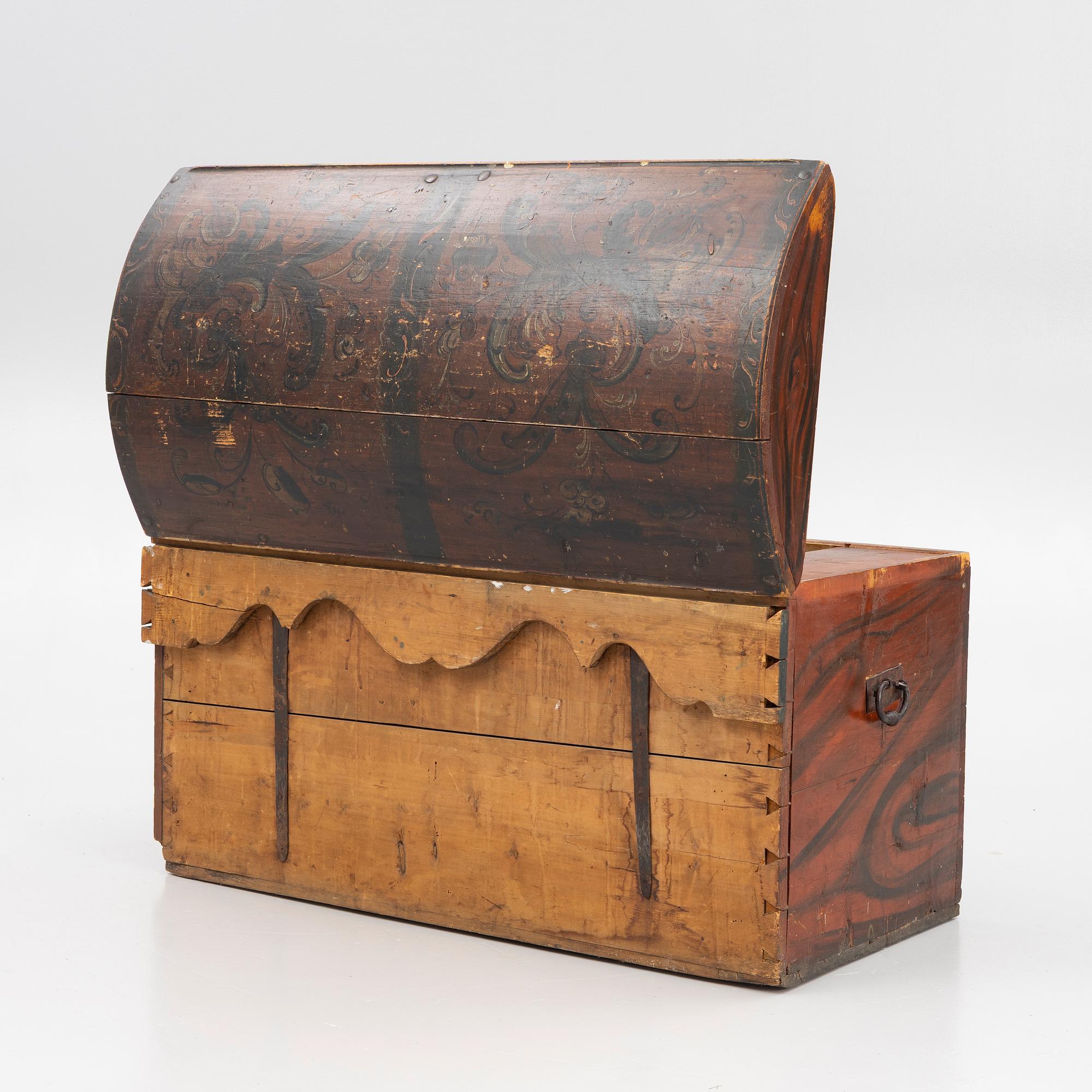 A wooden Dalecarlian chest, Sweden, dated 1820.
