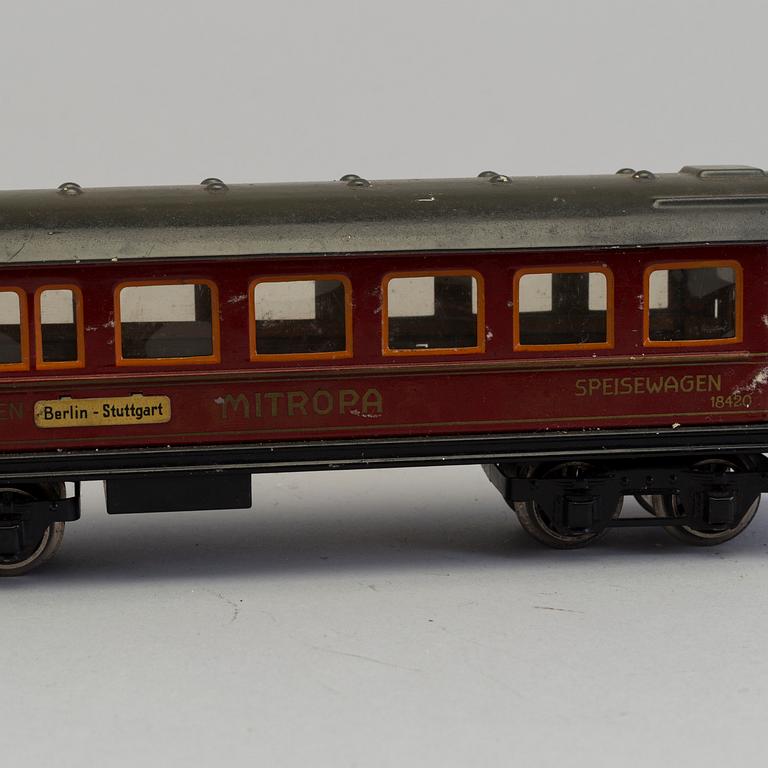 TÅGDELAR, 18 delar, bland annat Märklin, bing wercke, Karl Bub, Tyskland 1900-talets första hälft.