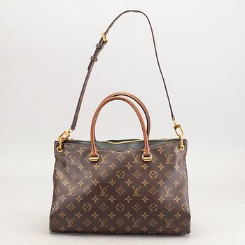 Louis Vuitton, A monogram canvas 'Pallas MM' Bag.