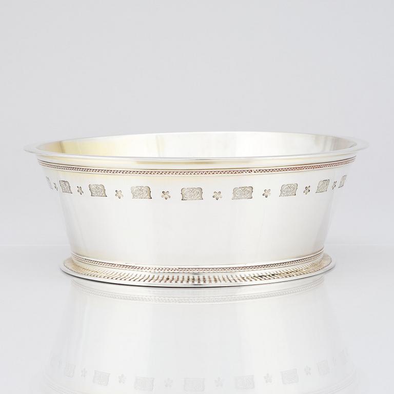 Wiwen Nilsson, a sterling silver bowl, Lund Sweden 1944.