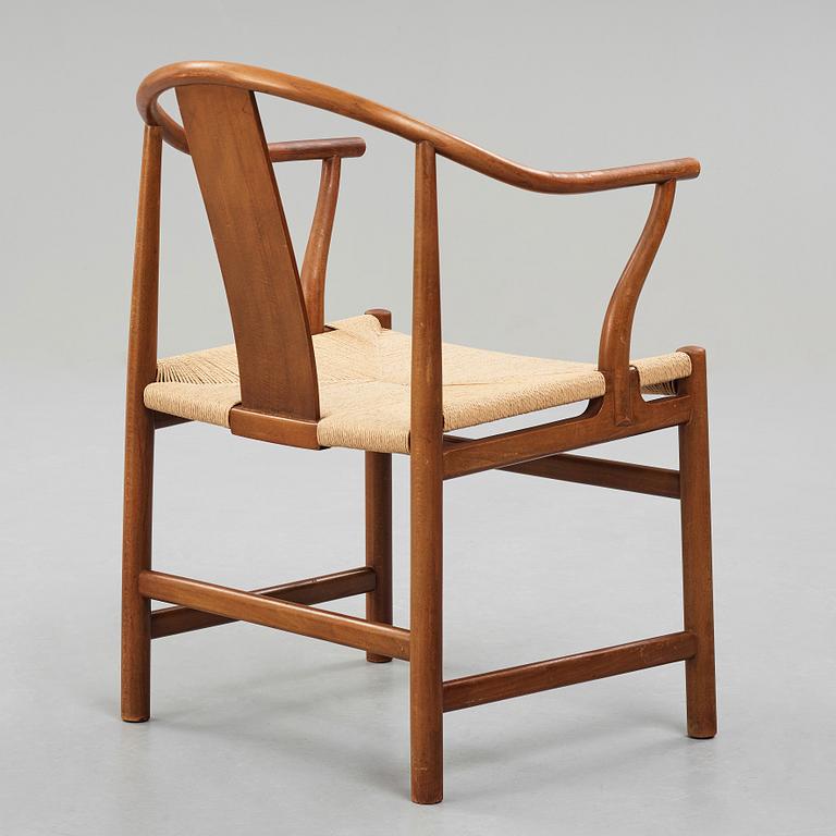 HANS J WEGNER, "Kinastolen", "FH1783", Fritz Hansen, Danmark 1940-50-tal.