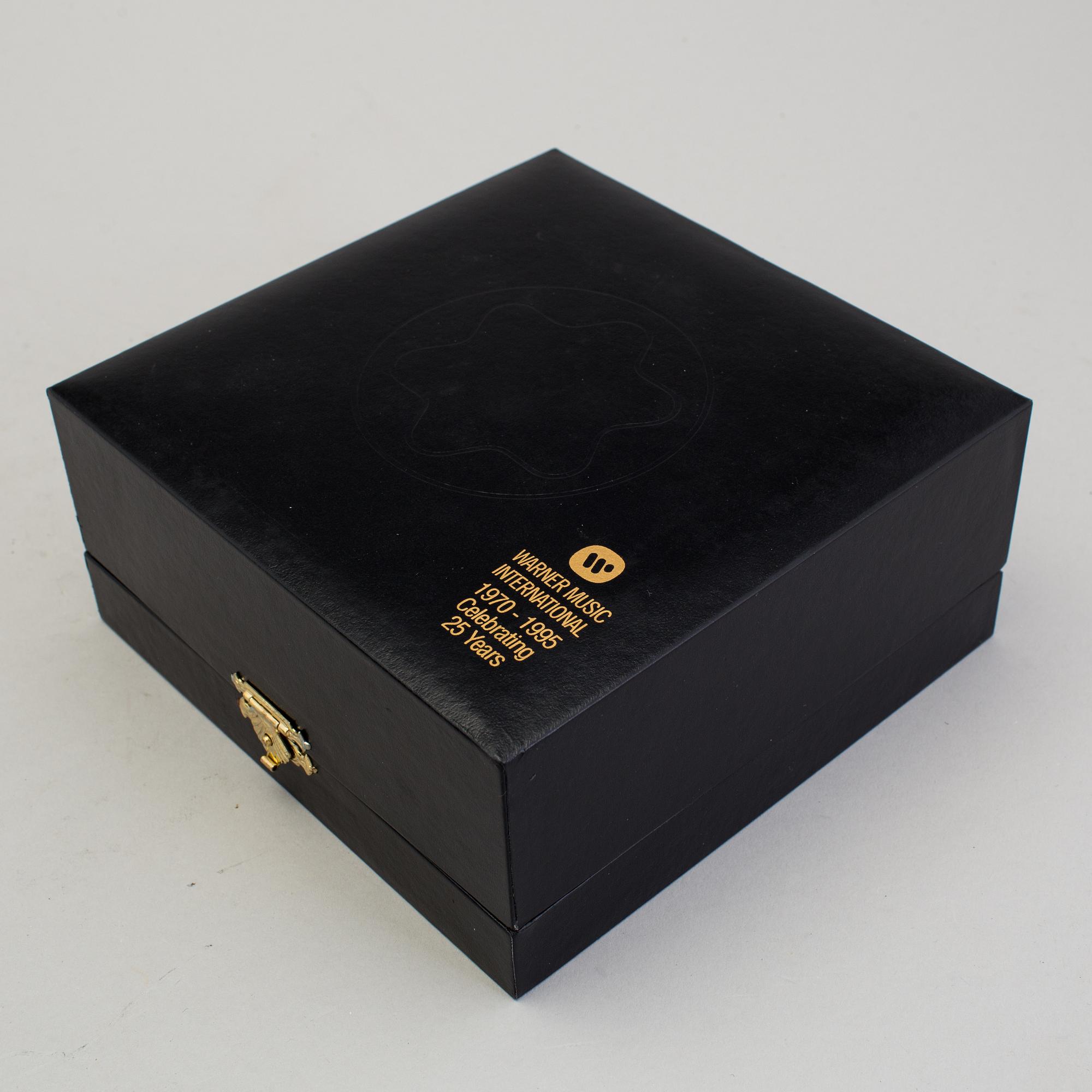 MONT BLANC, Meisterstück fountain pen, limited edition for Warner Music 1970-1995.