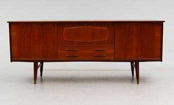 SIDEBOARD, möjligen Norge, 1900-talets mitt.