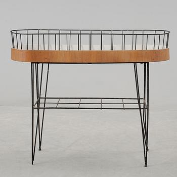 BLOMBORD, Stringmodell, 1900-talets mitt.