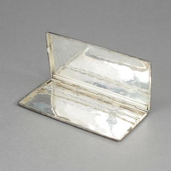 CIGARETTETUI, silver, Japan, 1900-talets första hälft. Vikt 209.