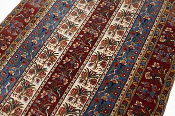 Rug, Ghom, approx. 205 x 135 cm.