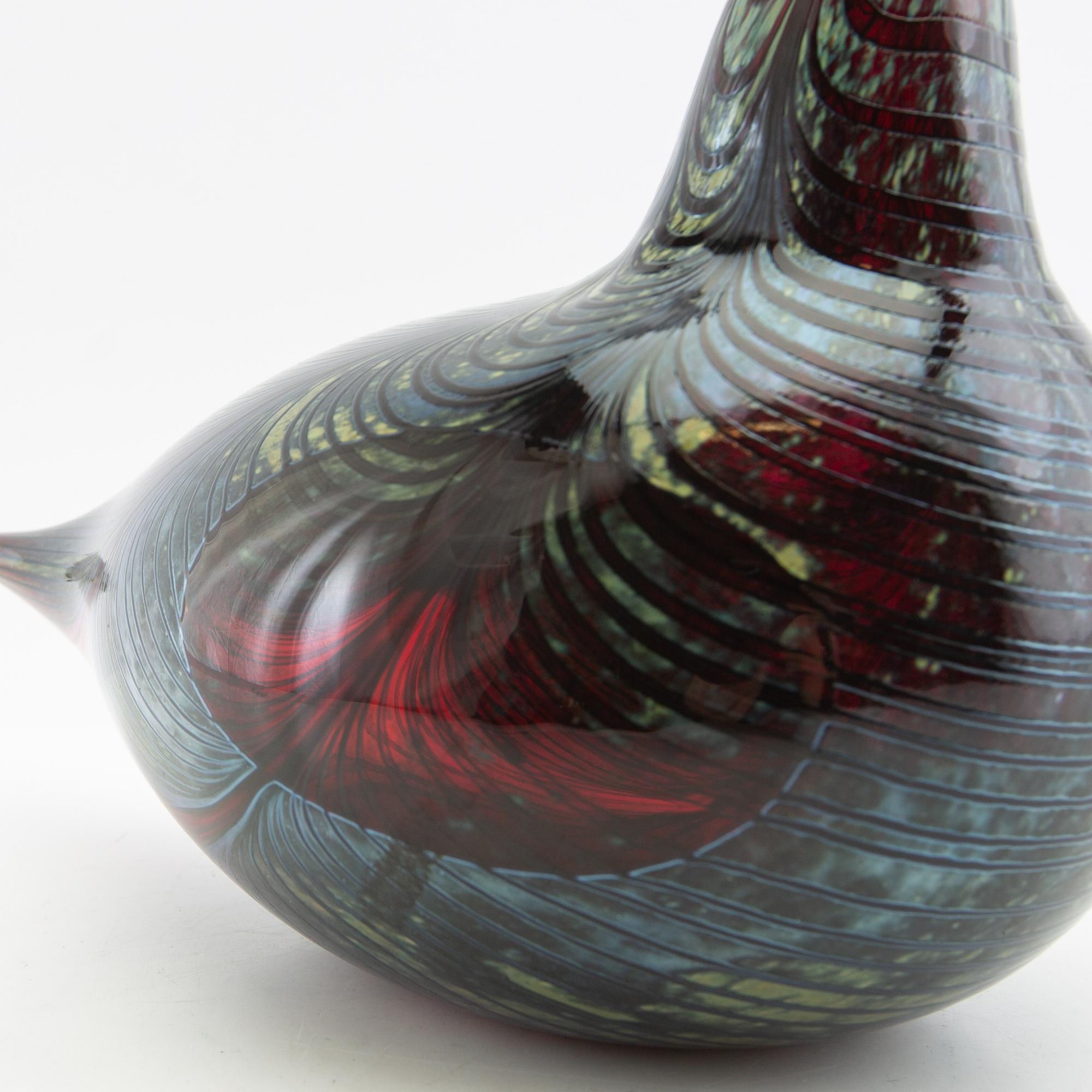 Oiva Toikka, Figurine Nuutajärvi/Notsjö Finland signed glass.