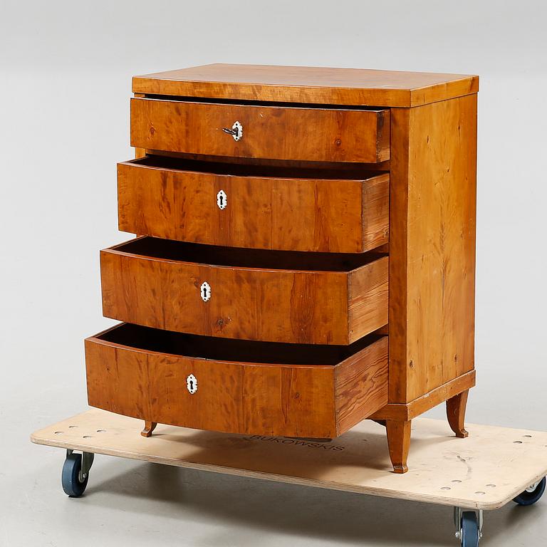 A mid 19th century chest of drawers.