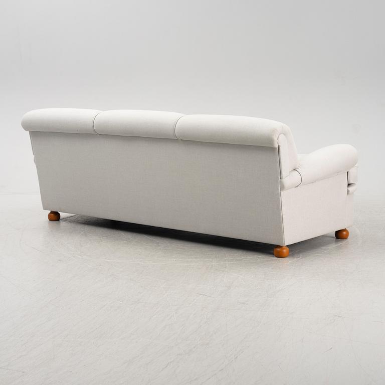 Josef Frank, soffa, modell 703, Firma Svenskt Tenn av OH Sjögren.