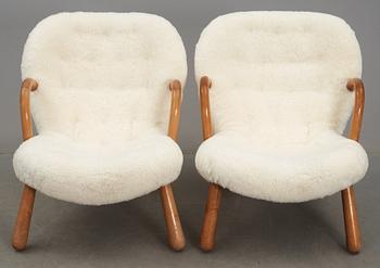 A pair of 'Clam' easy chairs attributed to Philip Arctander, 1940's-50's.