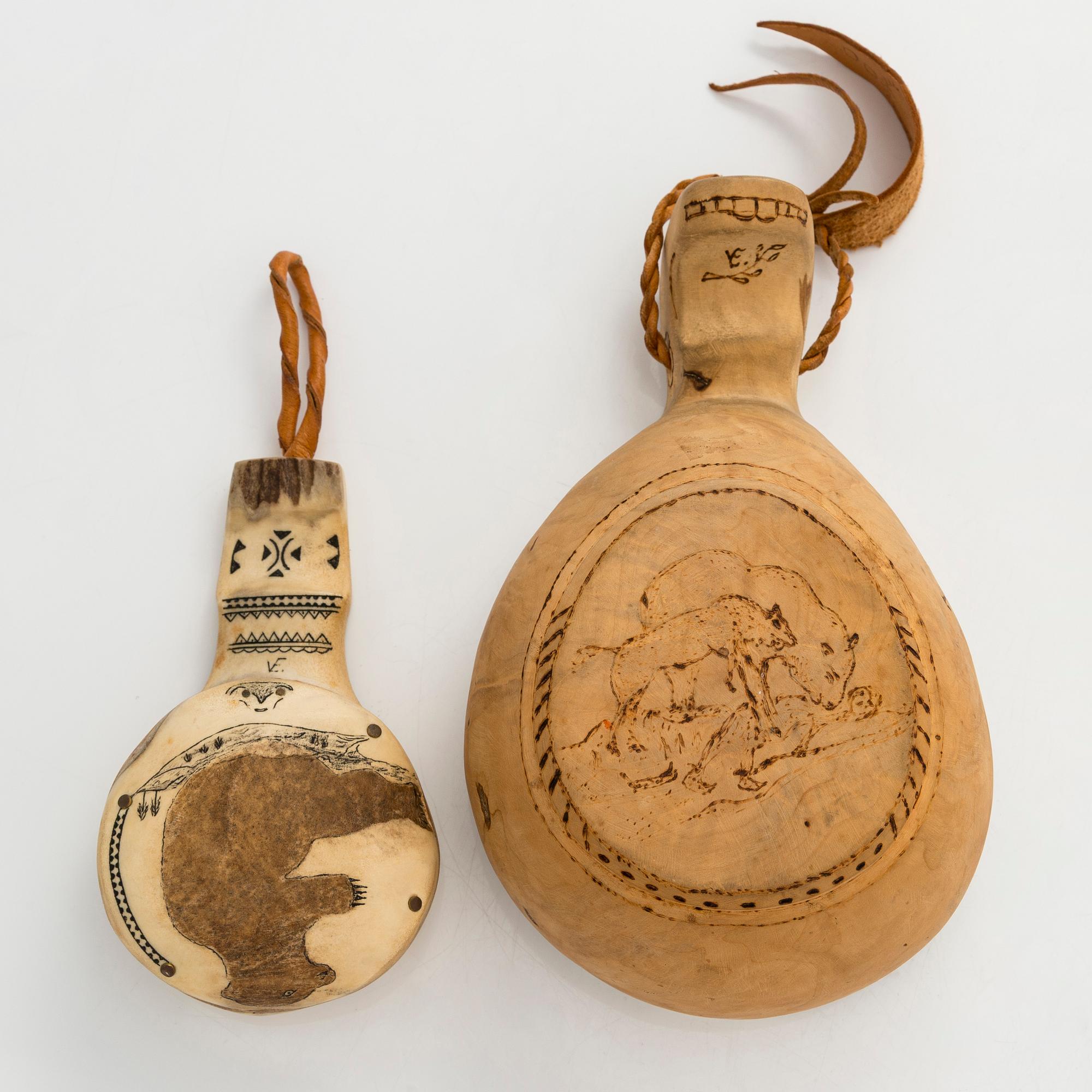 A two piece set of masur birch guksi /cups marked VE, Wilhelm Eriksson, Flakaberg, Sweden.