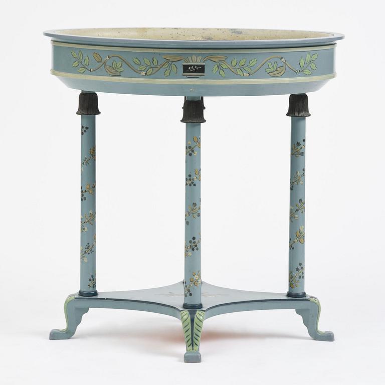 Carl Malmsten, a Swedish Grace flower table, cabinetmaker Albin Johansson, Stockholm, for Villa Kvikkjokk, 1927.