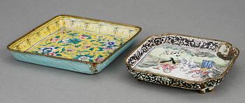 FAT, 2 stycken, emalj, Kina, 17/1800-tal.