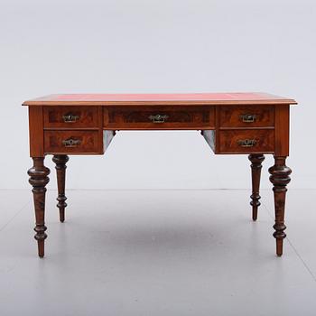 SKRIVBORD, nyrenässans, sent 1800-tal.