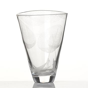 Vicke Lindstrand, an engraved glass vase, Kosta, Sweden 1950-60s.