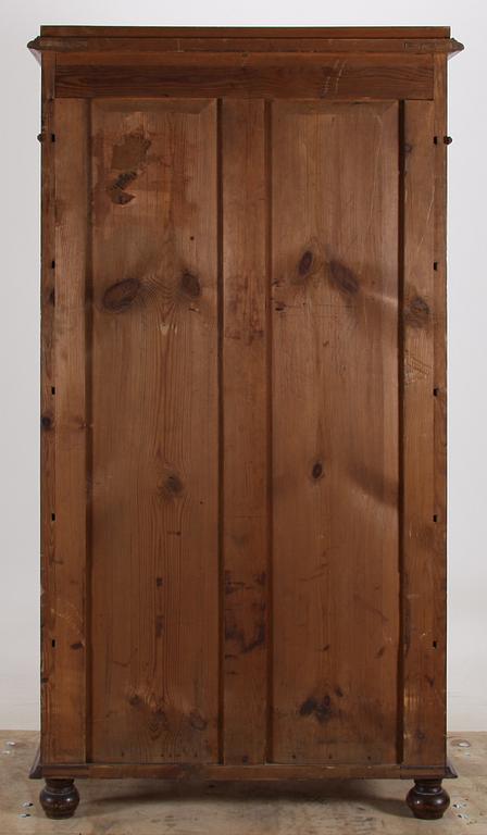 BYRÅ, nyrenässans, 1800-talets slut.