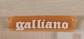 BLUS, John Galliano.