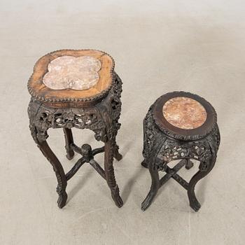 Piedestaler 2 st Kina 1900-tal.