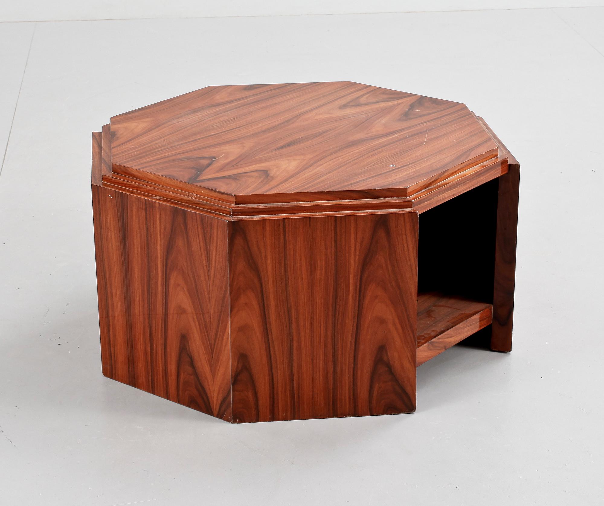 SOFFBORD, Art-Deco-stil, sent 1900.