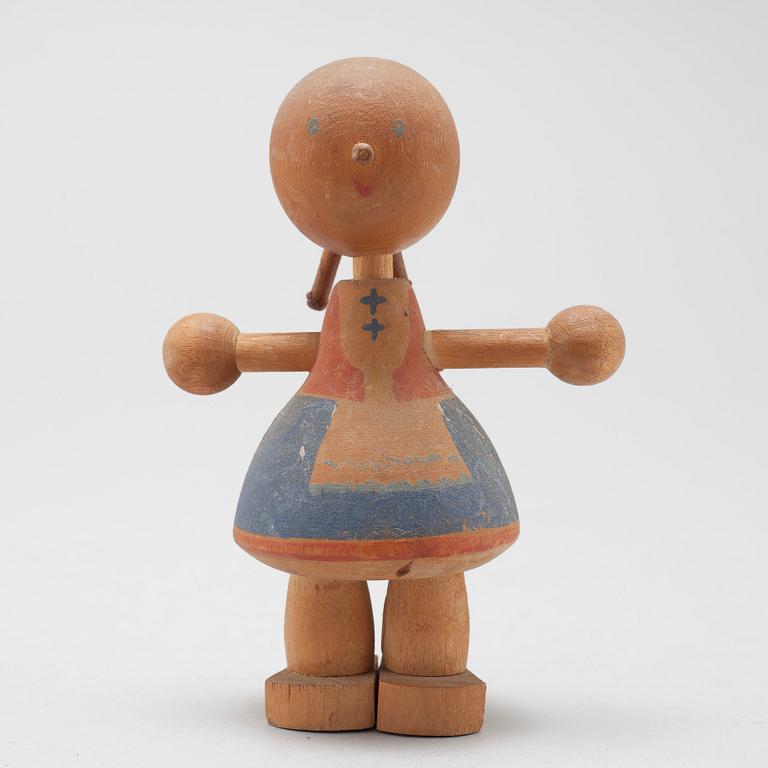 Two wooden dolls from the 1940s by Kaj Franck.