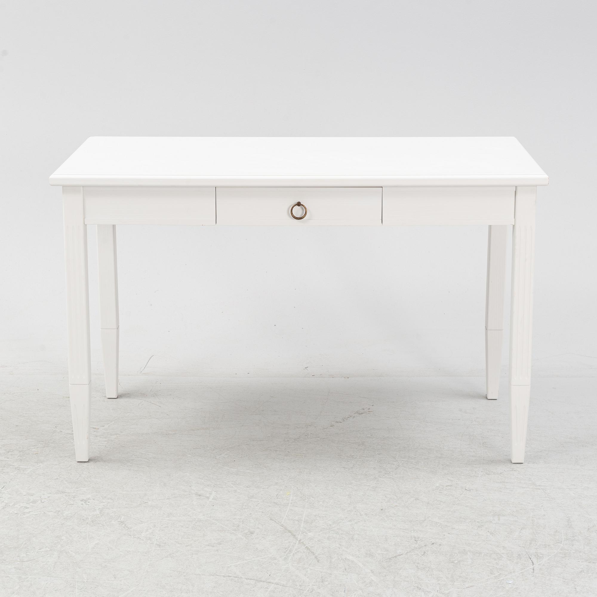 Skrivbord, Englesson. 2000-tal.